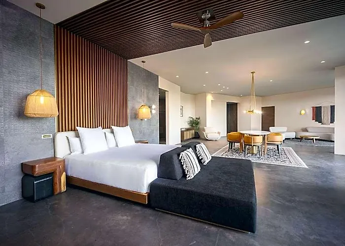Secrets And Club (adults Only) Hotel 4*